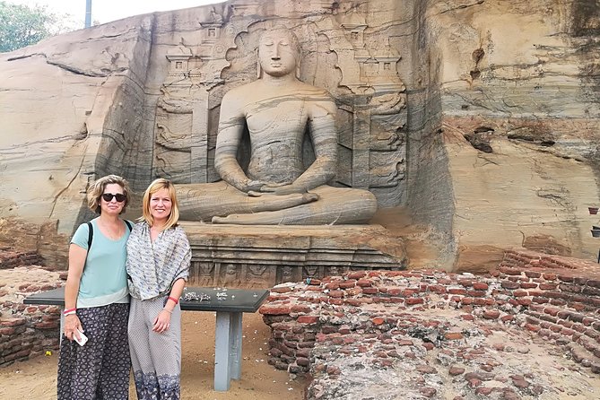 Tour Packages in Sri Lanka - Most Popular Round Tour - All in One Tour - Minneriya Safari to Dambulla Caves: Wildlife Plus Sacred Stops