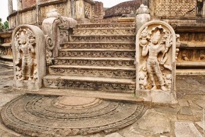 Tour Packages in Sri Lanka - Most Popular Round Tour - All in One Tour - UNESCO Ancient Cities: Anuradhapura, Sigiriya, and Polonnaruwa Fast