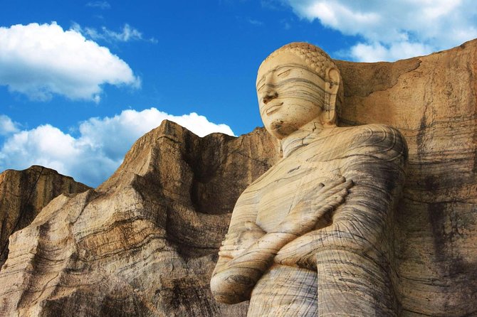Tour Packages in Sri Lanka - Most Popular Round Tour - All in One Tour - Kandy Views, Botanical Gardens, and Gem Workshop Stops