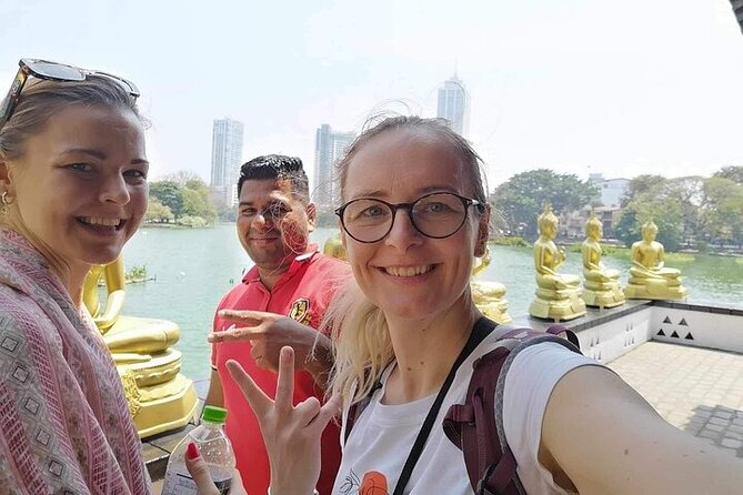 Tuk Tuk Private Tour Exploring Sri Lanka Capital of Colombo - Quick hits before you ride